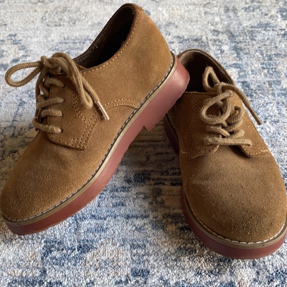 Shoes - Picture 2 of 3